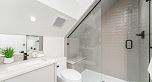 2 2837 Oliver Crescent