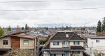 2 2837 Oliver Crescent