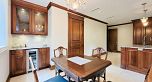 1527 Angus Drive