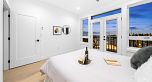 4990 Sherbrooke Street