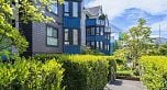 203 2405 KAMLOOPS STREET, Vancouver BC V5M 4V6