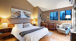 1042 IRONWORK PASSAGE, Vancouver BC V6H 3P1