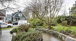 305 2910 ONTARIO STREET, Vancouver BC V5T 2Y6