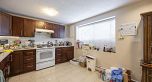 915 W 33rd Avenue