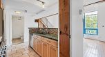215 2001 WALL STREET, Vancouver BC V5L 5E4