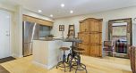 102 2110 W YORK AVENUE, Vancouver BC V6K 1C3