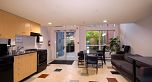 614 933 Seymour Street