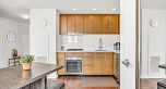 2607 1372 Seymour Street