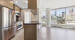 806 833 Seymour Street