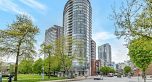 1106 58 Keefer Place