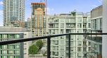 1605 1212 Howe Street