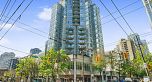 1605 1212 Howe Street
