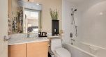 2323 938 Smithe Street