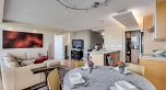 2323 938 Smithe Street