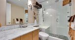 2323 938 Smithe Street