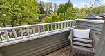 1 318 W 14th Avenue