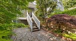 1 318 W 14th Avenue