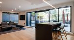 301 889 PACIFIC STREET, Vancouver BC V6Z 1C3