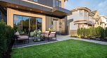 1 351 E 38th Avenue