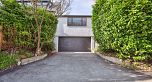2562 Wallace Crescent