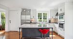 2562 Wallace Crescent
