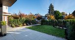 1 351 E 38th Avenue