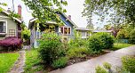 1071 E 10th Avenue