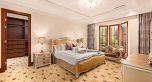 5376 Connaught Drive