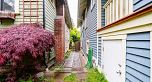 1071 E 10th Avenue