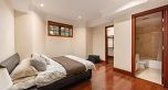 5376 Connaught Drive