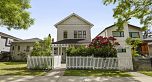 2224 E 10th Avenue