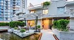 226 188 Keefer Place