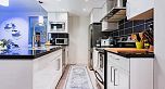 226 188 Keefer Place