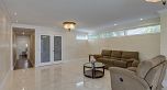 1529 W 33rd Avenue