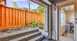 209 1433 E 1st Street