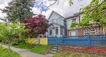 1127 E Pender Street
