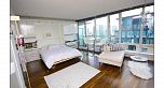 2306 233 Robson Street