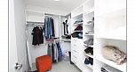 2306 233 Robson Street
