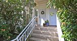 218 2545 W Broadway