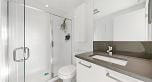 302 933 E Hastings Street