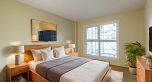 504 2528 E Broadway