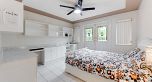 297 E 51st Avenue