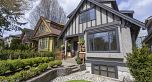 3729 W 11th Avenue