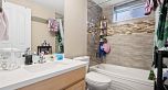 4988 Sherbrooke Street