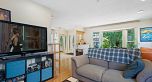4988 Sherbrooke Street