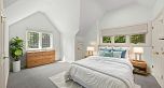 1323 The Crescent Crescent