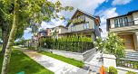 1 2777 E 27th Avenue