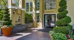 213 5835 Hampton Place