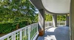 213 5835 Hampton Place