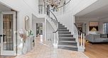 2318 Oliver Crescent